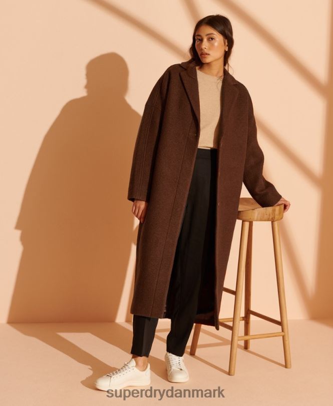 tan